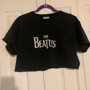 “THE BEATLES” cropped tee